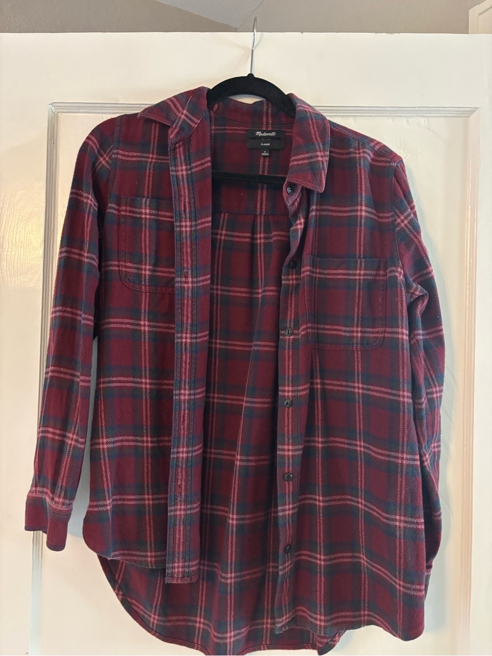 Madewell Women’s Red and Blue Plaid Button-Down Shirt